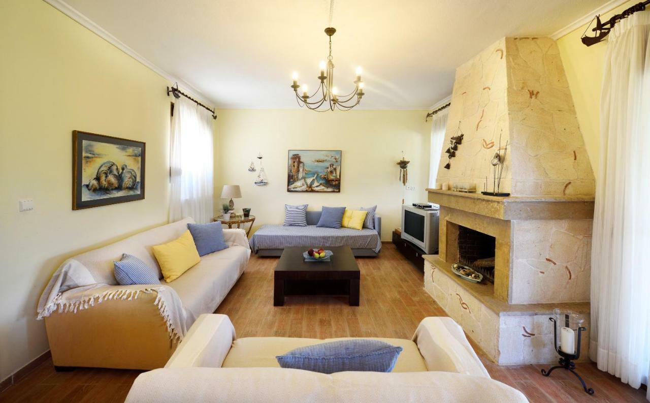 Sani Beach Villa 외부 사진