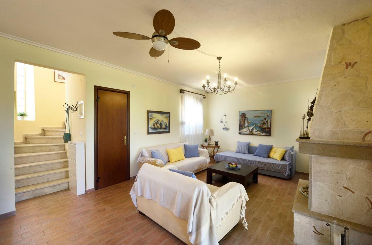 Sani Beach Villa 외부 사진